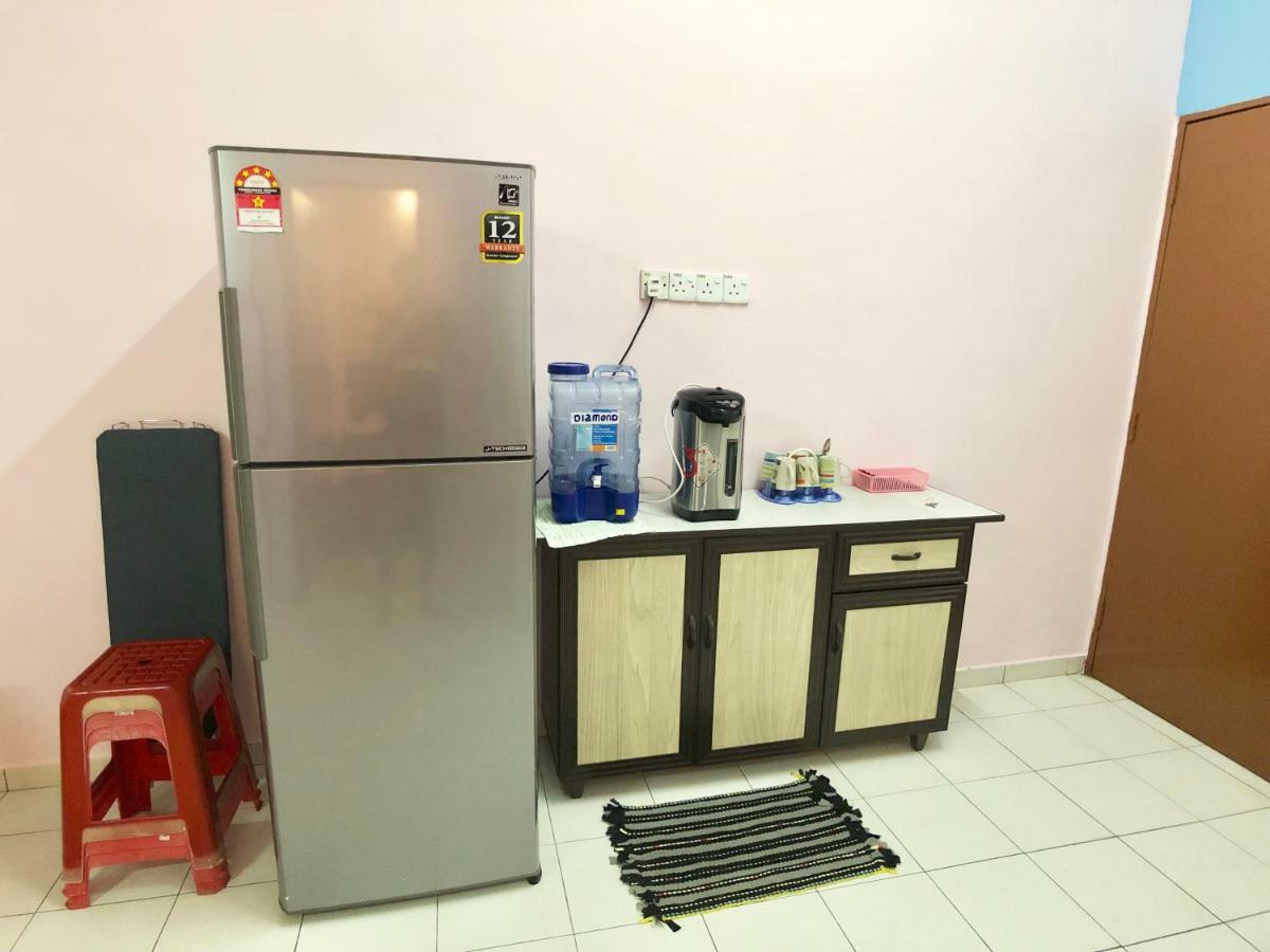 Sakura 2 Homestay Kampar Buitenkant foto